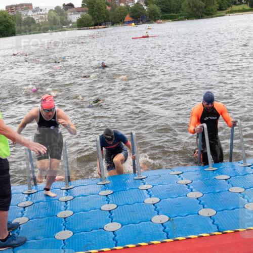 16.06.2024 - 7 Türme Triathlon MichiJ http://msf.ph/oto/6272171 16.06.2024 12:09:02 Schwimmen 51, 57, 62, 65, 66, 79, 473, 483, 562, 605 meine-sportfotos.de