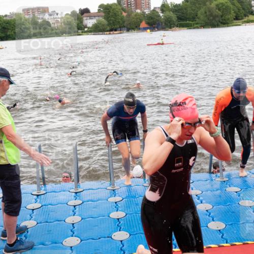16.06.2024 - 7 Türme Triathlon MichiJ http://msf.ph/oto/6272179 16.06.2024 12:09:03 Schwimmen 51, 57, 62, 65, 66, 79, 473, 483, 562, 605 meine-sportfotos.de