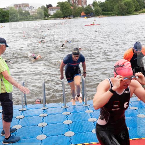 16.06.2024 - 7 Türme Triathlon MichiJ http://msf.ph/oto/6272182 16.06.2024 12:09:03 Schwimmen 51, 57, 62, 65, 66, 79, 473, 483, 562, 605 meine-sportfotos.de