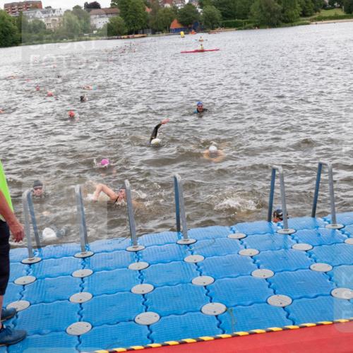 16.06.2024 - 7 Türme Triathlon MichiJ http://msf.ph/oto/6272212 16.06.2024 12:09:11 Schwimmen 51, 62, 65, 79, 473, 483, 562, 605 meine-sportfotos.de
