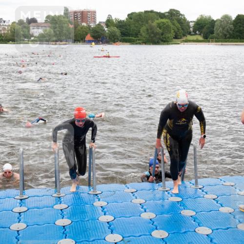 16.06.2024 - 7 Türme Triathlon MichiJ http://msf.ph/oto/6272235 16.06.2024 12:09:30 Schwimmen 62, 436, 473, 474, 596, 605 meine-sportfotos.de