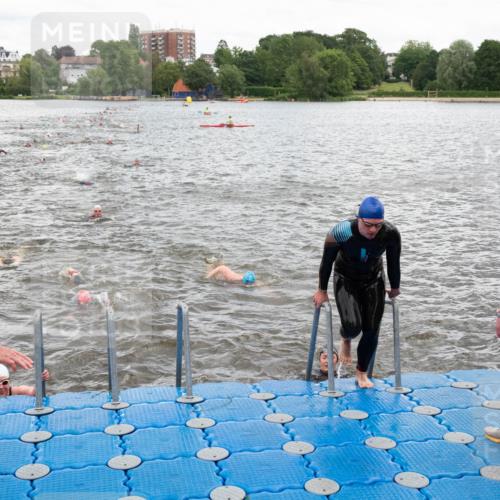 16.06.2024 - 7 Türme Triathlon MichiJ http://msf.ph/oto/6272242 16.06.2024 12:09:33 Schwimmen 62, 436, 473, 474, 596, 605 meine-sportfotos.de