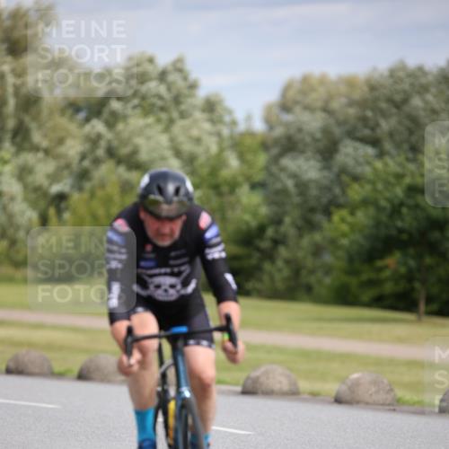 16.06.2024 - 26. Vierlanden-Triathlon Jannik Wohlers http://msf.ph/oto/6272294 16.06.2024 11:12:43 Radfahren 143, 214 meine-sportfotos.de