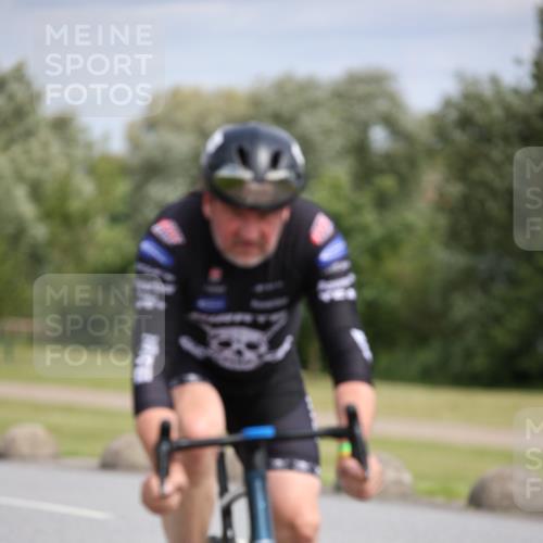 16.06.2024 - 26. Vierlanden-Triathlon Jannik Wohlers http://msf.ph/oto/6272327 16.06.2024 11:12:44 Radfahren 143, 214 meine-sportfotos.de