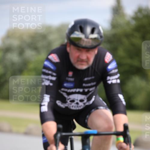 16.06.2024 - 26. Vierlanden-Triathlon Jannik Wohlers http://msf.ph/oto/6272401 16.06.2024 11:12:44 Radfahren 143, 214 meine-sportfotos.de