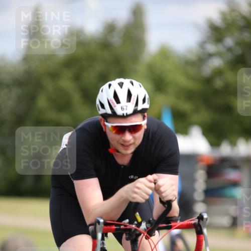 16.06.2024 - 26. Vierlanden-Triathlon Jannik Wohlers http://msf.ph/oto/6272583 16.06.2024 11:13:17 Radfahren 39, 44, 67, 68, 116, 361, 455 meine-sportfotos.de