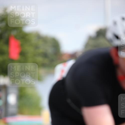 16.06.2024 - 26. Vierlanden-Triathlon Jannik Wohlers http://msf.ph/oto/6272597 16.06.2024 11:13:18 Radfahren 39, 44, 67, 68, 116, 361, 455 meine-sportfotos.de