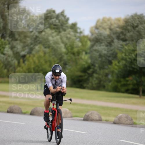 16.06.2024 - 26. Vierlanden-Triathlon Jannik Wohlers http://msf.ph/oto/6272827 16.06.2024 11:13:37 Radfahren 33, 63, 107, 150, 431 meine-sportfotos.de