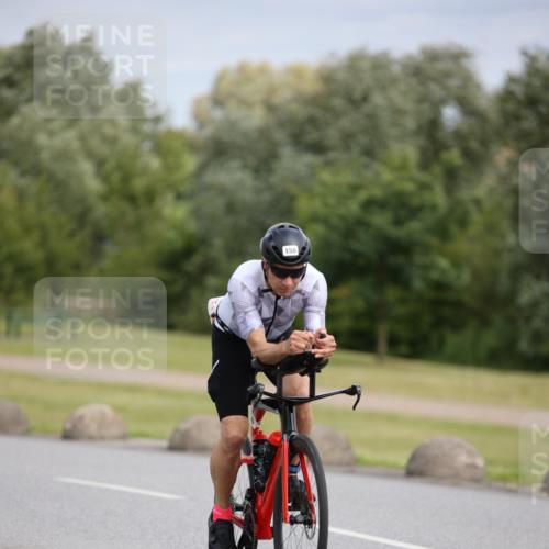 16.06.2024 - 26. Vierlanden-Triathlon Jannik Wohlers http://msf.ph/oto/6272855 16.06.2024 11:13:38 Radfahren 33, 63, 107, 132, 150, 392, 431 meine-sportfotos.de