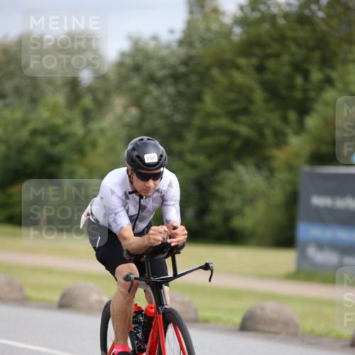 16.06.2024 - 26. Vierlanden-Triathlon Jannik Wohlers http://msf.ph/oto/6272930 16.06.2024 11:13:39 Radfahren 33, 63, 107, 132, 150, 392, 431 meine-sportfotos.de