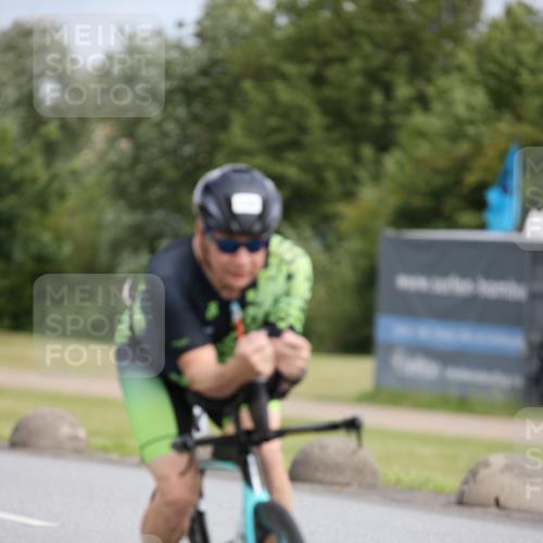 16.06.2024 - 26. Vierlanden-Triathlon Jannik Wohlers http://msf.ph/oto/6272995 16.06.2024 11:13:40 Radfahren 33, 63, 107, 132, 150, 392, 431 meine-sportfotos.de