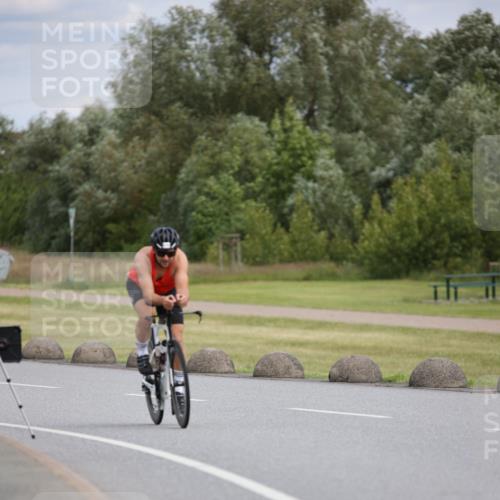 16.06.2024 - 26. Vierlanden-Triathlon Jannik Wohlers http://msf.ph/oto/6273101 16.06.2024 11:14:43 Radfahren 77, 119, 452 meine-sportfotos.de