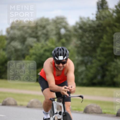 16.06.2024 - 26. Vierlanden-Triathlon Jannik Wohlers http://msf.ph/oto/6273172 16.06.2024 11:14:45 Radfahren 119, 452 meine-sportfotos.de