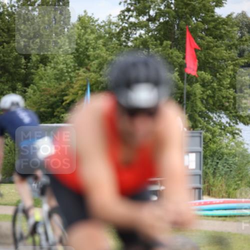 16.06.2024 - 26. Vierlanden-Triathlon Jannik Wohlers http://msf.ph/oto/6273213 16.06.2024 11:14:46 Radfahren 119, 452, 472 meine-sportfotos.de