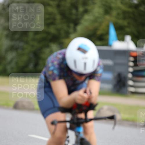 16.06.2024 - 26. Vierlanden-Triathlon Jannik Wohlers http://msf.ph/oto/6273555 16.06.2024 11:15:32 Radfahren 17, 226 meine-sportfotos.de