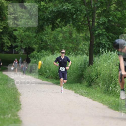 16.06.2024 - 7 Türme Triathlon Michael Strokosch http://msf.ph/oto/6273718 16.06.2024 11:50:31 Laufen 139 meine-sportfotos.de