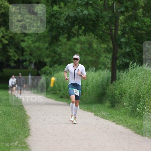 16.06.2024 - 7 Türme Triathlon Michael Strokosch http://msf.ph/oto/6273775 16.06.2024 11:51:53 Laufen 133 meine-sportfotos.de