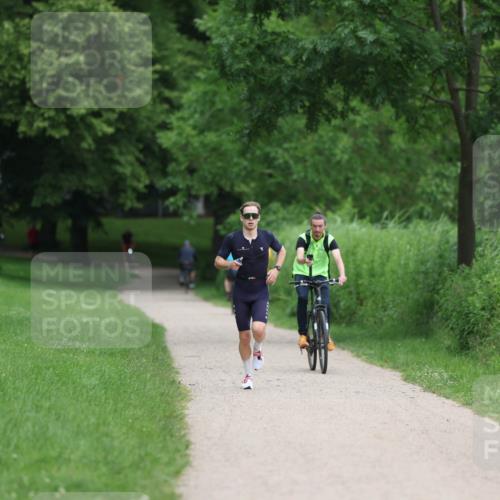 16.06.2024 - 7 Türme Triathlon Michael Strokosch http://msf.ph/oto/6273821 16.06.2024 12:08:44 Laufen  meine-sportfotos.de