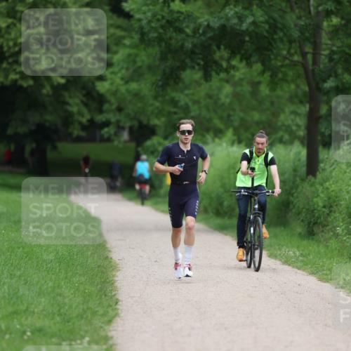 16.06.2024 - 7 Türme Triathlon Michael Strokosch http://msf.ph/oto/6273824 16.06.2024 12:08:45 Laufen  meine-sportfotos.de