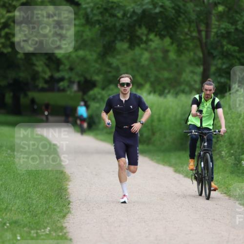 16.06.2024 - 7 Türme Triathlon Michael Strokosch http://msf.ph/oto/6273832 16.06.2024 12:08:46 Laufen  meine-sportfotos.de