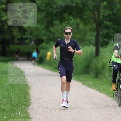 16.06.2024 - 7 Türme Triathlon Michael Strokosch http://msf.ph/oto/6273845 16.06.2024 12:08:47 Laufen  meine-sportfotos.de