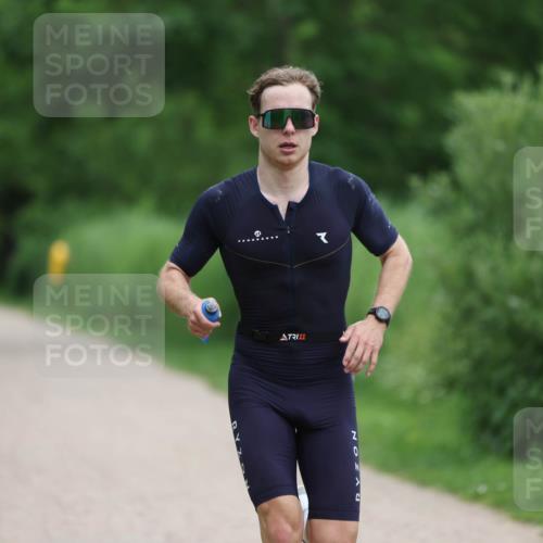 16.06.2024 - 7 Türme Triathlon Michael Strokosch http://msf.ph/oto/6273852 16.06.2024 12:08:50 Laufen 11, 0, 2 meine-sportfotos.de