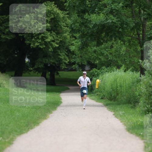16.06.2024 - 7 Türme Triathlon Michael Strokosch http://msf.ph/oto/6273863 16.06.2024 12:10:50 Laufen  meine-sportfotos.de