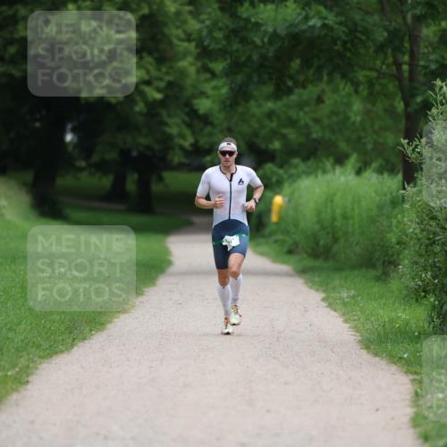 16.06.2024 - 7 Türme Triathlon Michael Strokosch http://msf.ph/oto/6273877 16.06.2024 12:10:56 Laufen  meine-sportfotos.de
