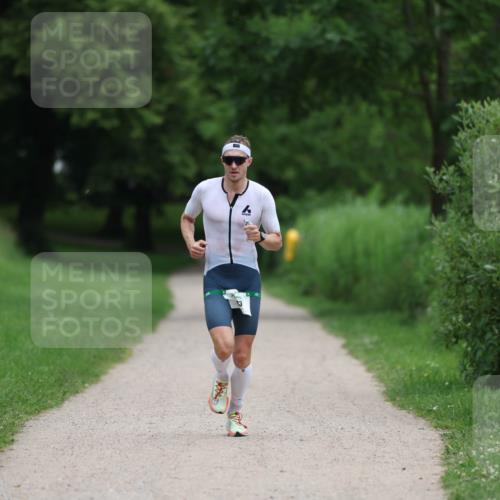 16.06.2024 - 7 Türme Triathlon Michael Strokosch http://msf.ph/oto/6273890 16.06.2024 12:10:58 Laufen  meine-sportfotos.de