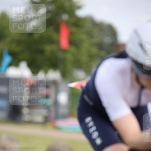 16.06.2024 - 26. Vierlanden-Triathlon Jannik Wohlers http://msf.ph/oto/6273891 16.06.2024 11:16:07 Radfahren 18, 107, 420 meine-sportfotos.de