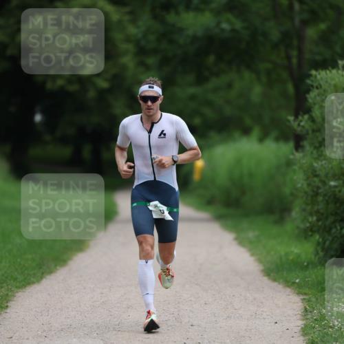 16.06.2024 - 7 Türme Triathlon Michael Strokosch http://msf.ph/oto/6273902 16.06.2024 12:10:59 Laufen  meine-sportfotos.de