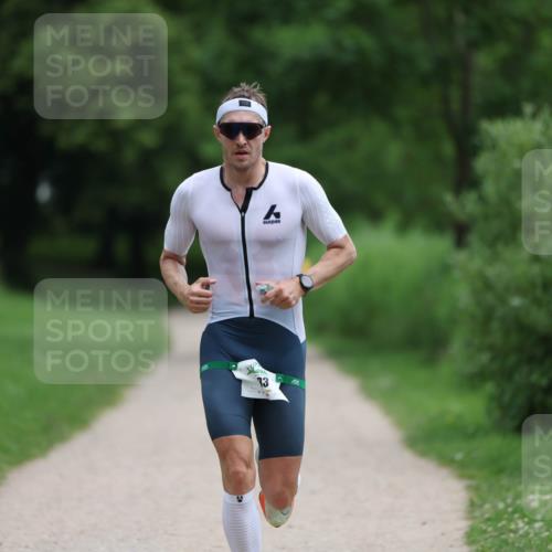 16.06.2024 - 7 Türme Triathlon Michael Strokosch http://msf.ph/oto/6273915 16.06.2024 12:11:01 Laufen 33 meine-sportfotos.de