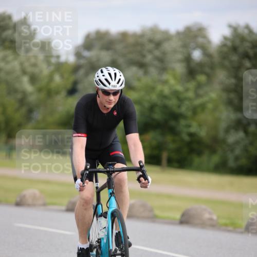 16.06.2024 - 26. Vierlanden-Triathlon Jannik Wohlers http://msf.ph/oto/6274184 16.06.2024 11:16:10 Radfahren 18, 107, 143 meine-sportfotos.de