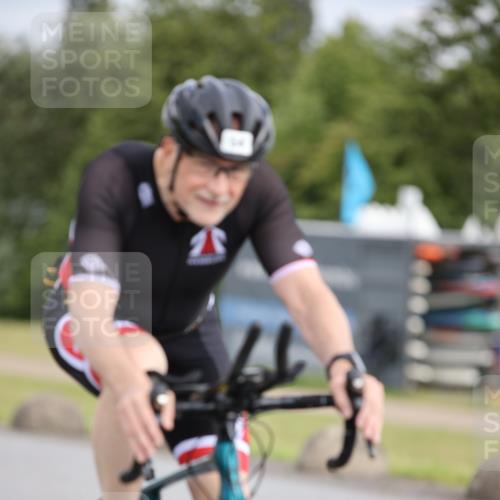 16.06.2024 - 26. Vierlanden-Triathlon Jannik Wohlers http://msf.ph/oto/6274668 16.06.2024 11:16:31 Radfahren 33, 49, 54, 363, 366 meine-sportfotos.de