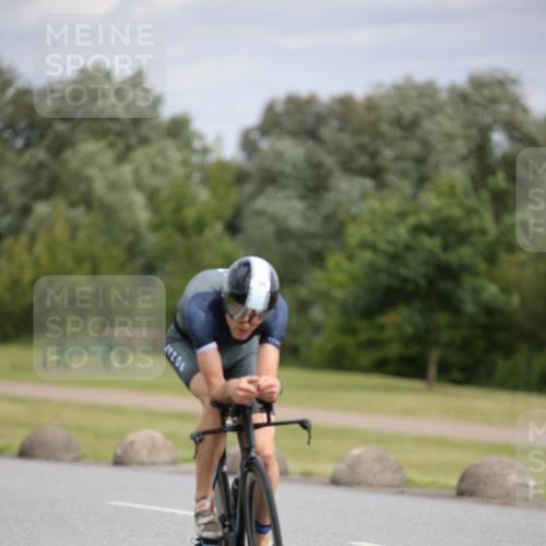 16.06.2024 - 26. Vierlanden-Triathlon Jannik Wohlers http://msf.ph/oto/6274720 16.06.2024 11:17:05 Radfahren 99, 132, 365 meine-sportfotos.de