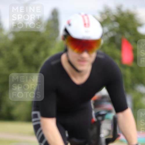 16.06.2024 - 26. Vierlanden-Triathlon Jannik Wohlers http://msf.ph/oto/6275538 16.06.2024 11:17:30 Radfahren 41, 45, 71, 217, 388 meine-sportfotos.de