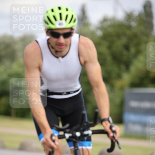 16.06.2024 - 26. Vierlanden-Triathlon Jannik Wohlers http://msf.ph/oto/6275772 16.06.2024 11:17:32 Radfahren 41, 45, 71, 217, 388, 437 meine-sportfotos.de