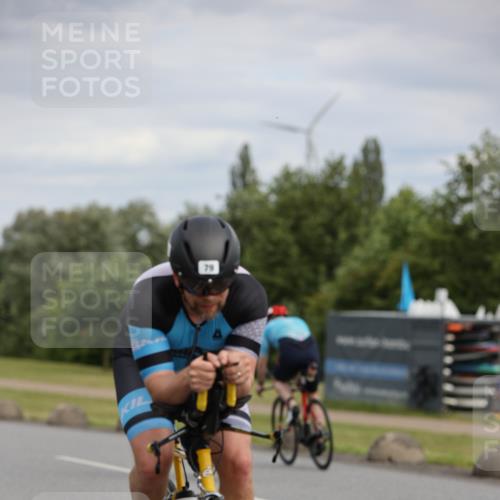 16.06.2024 - 26. Vierlanden-Triathlon Jannik Wohlers http://msf.ph/oto/6275807 16.06.2024 11:17:36 Radfahren 5, 41, 45, 71, 78, 79, 151, 217, 388, 437 meine-sportfotos.de