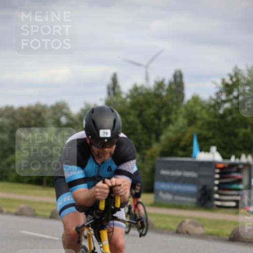 16.06.2024 - 26. Vierlanden-Triathlon Jannik Wohlers http://msf.ph/oto/6275810 16.06.2024 11:17:36 Radfahren 5, 41, 45, 71, 78, 79, 151, 217, 388, 437 meine-sportfotos.de