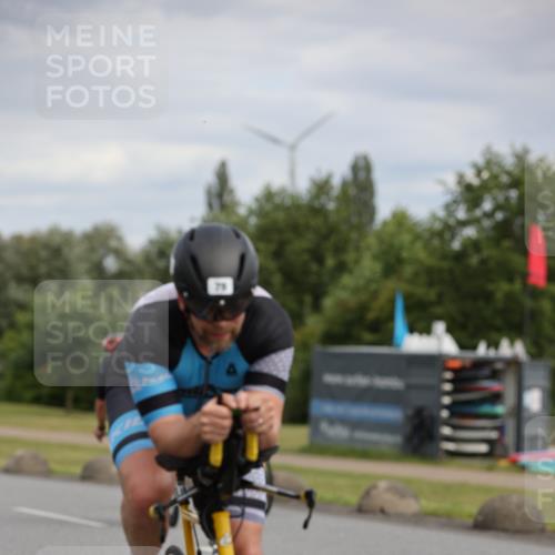 16.06.2024 - 26. Vierlanden-Triathlon Jannik Wohlers http://msf.ph/oto/6275815 16.06.2024 11:17:36 Radfahren 5, 41, 45, 71, 78, 79, 151, 217, 388, 437 meine-sportfotos.de