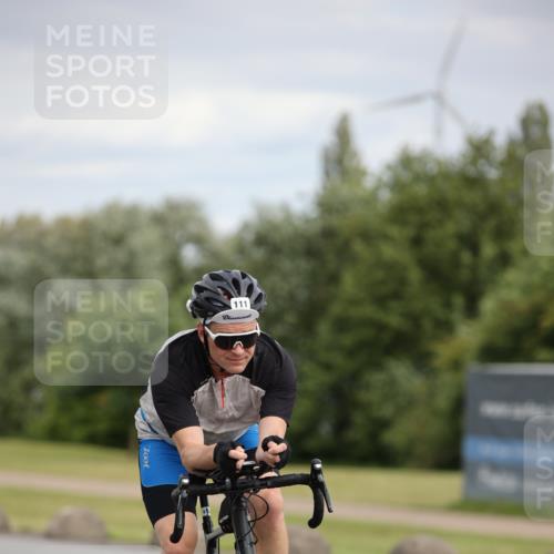 16.06.2024 - 26. Vierlanden-Triathlon Jannik Wohlers http://msf.ph/oto/6275894 16.06.2024 11:17:45 Radfahren 86, 111, 151 meine-sportfotos.de