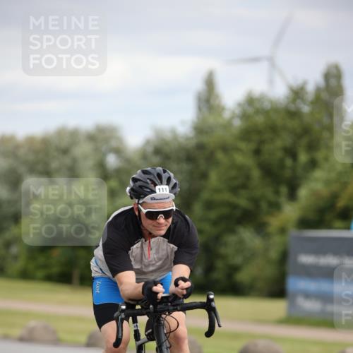 16.06.2024 - 26. Vierlanden-Triathlon Jannik Wohlers http://msf.ph/oto/6275901 16.06.2024 11:17:45 Radfahren 86, 111, 151 meine-sportfotos.de