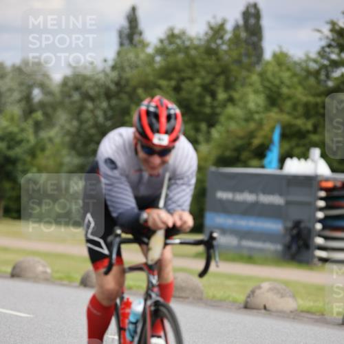16.06.2024 - 26. Vierlanden-Triathlon Jannik Wohlers http://msf.ph/oto/6276503 16.06.2024 11:18:18 Radfahren 94, 370 meine-sportfotos.de
