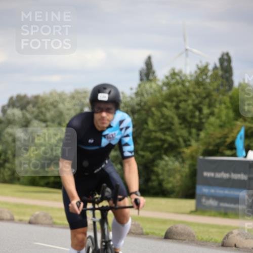 16.06.2024 - 26. Vierlanden-Triathlon Jannik Wohlers http://msf.ph/oto/6276583 16.06.2024 11:18:24 Radfahren 17, 94, 119, 135, 354 meine-sportfotos.de