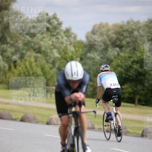 16.06.2024 - 26. Vierlanden-Triathlon Jannik Wohlers http://msf.ph/oto/6276871 16.06.2024 11:18:45 Radfahren 22, 27, 31, 106, 140, 414 meine-sportfotos.de