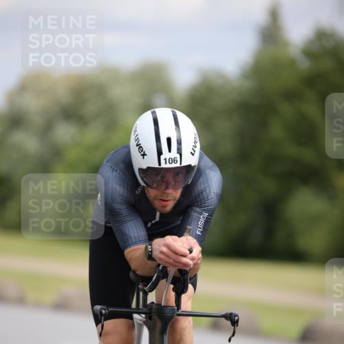 16.06.2024 - 26. Vierlanden-Triathlon Jannik Wohlers http://msf.ph/oto/6277040 16.06.2024 11:18:45 Radfahren 22, 27, 31, 106, 140, 414 meine-sportfotos.de