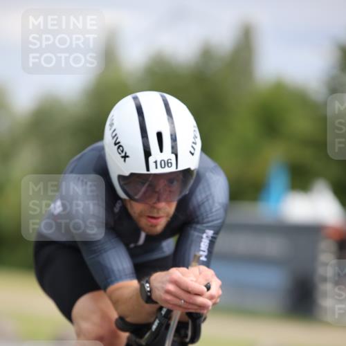 16.06.2024 - 26. Vierlanden-Triathlon Jannik Wohlers http://msf.ph/oto/6277076 16.06.2024 11:18:46 Radfahren 22, 27, 31, 106, 140, 414 meine-sportfotos.de