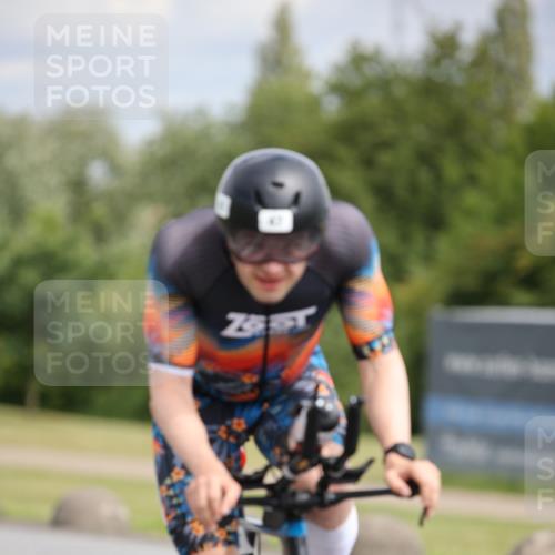 16.06.2024 - 26. Vierlanden-Triathlon Jannik Wohlers http://msf.ph/oto/6277207 16.06.2024 11:18:53 Radfahren 27, 30, 47, 98, 106, 226 meine-sportfotos.de