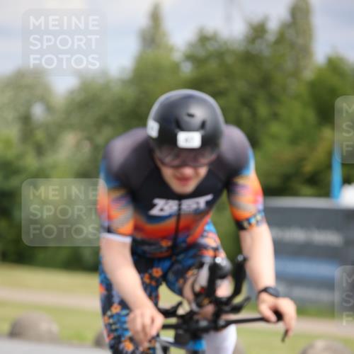 16.06.2024 - 26. Vierlanden-Triathlon Jannik Wohlers http://msf.ph/oto/6277470 16.06.2024 11:18:53 Radfahren 27, 30, 47, 98, 106, 226 meine-sportfotos.de