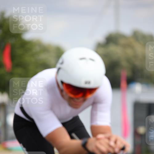16.06.2024 - 26. Vierlanden-Triathlon Jannik Wohlers http://msf.ph/oto/6277632 16.06.2024 11:19:07 Radfahren 18, 69, 214, 423, 442 meine-sportfotos.de